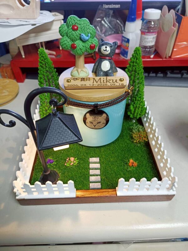 童話森林陶瓷骨灰罐